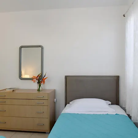 Appartamento Tsakanos *