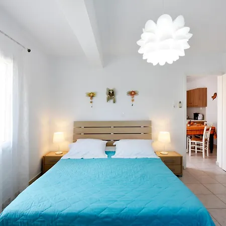 Tsakanos Adamantas (Milos)
