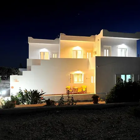 アパート Tsakanos