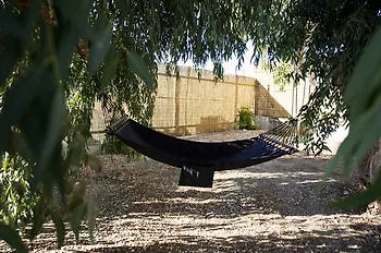 Tsakanos
