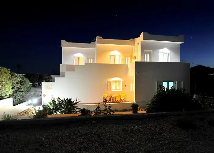 アパート Tsakanos