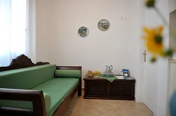 Tsakanos アダマス