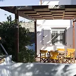 Tsakanos