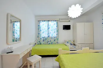 Apartment Tsakanos *